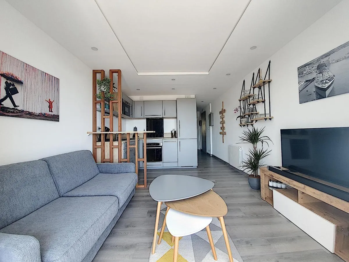 Appartement Vue Mer de la Baie des Anges avec Garage à La Ciotat