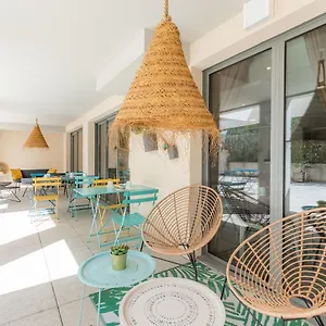 3* Apartahotel Appart’city Confort – Côté Port
